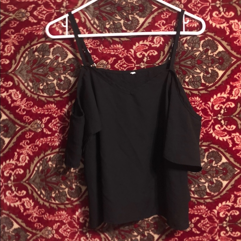 Super cute shein, shoulder cut shirt!